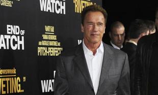 Arnold Schwarzenegger schools yet another troll, this time for calling him a ''snowflake'' Arnold Schwarzenegger schools yet another troll, this time for calling him a ''snowflake''